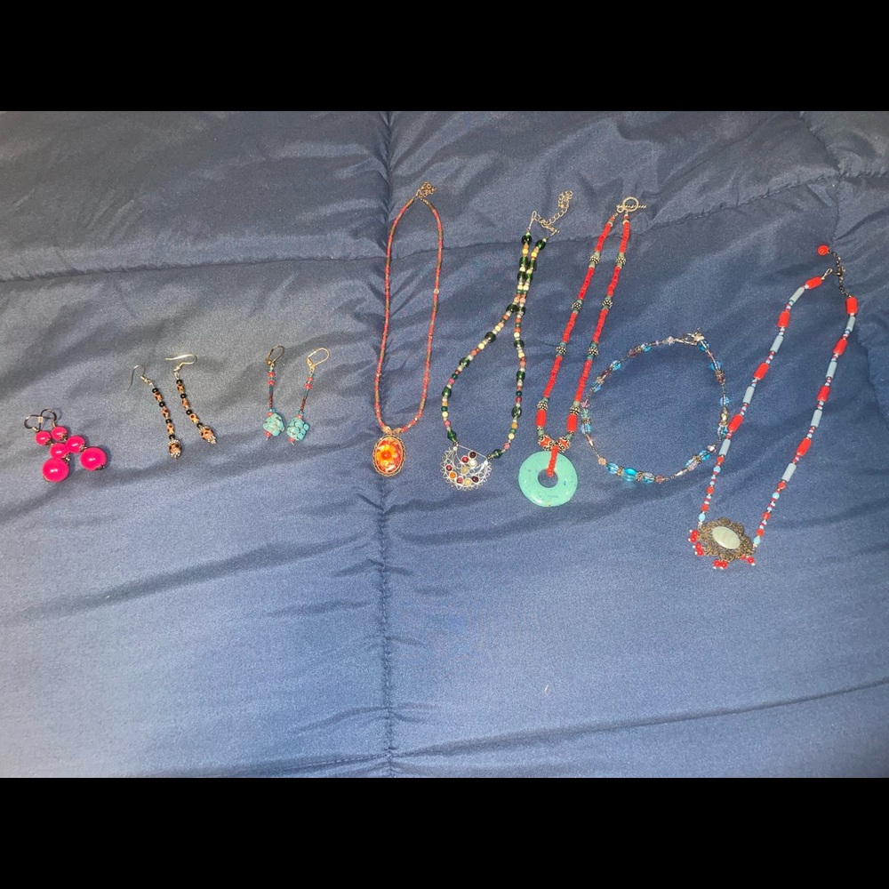 Jewelry Bundle - Picture 1 of 8